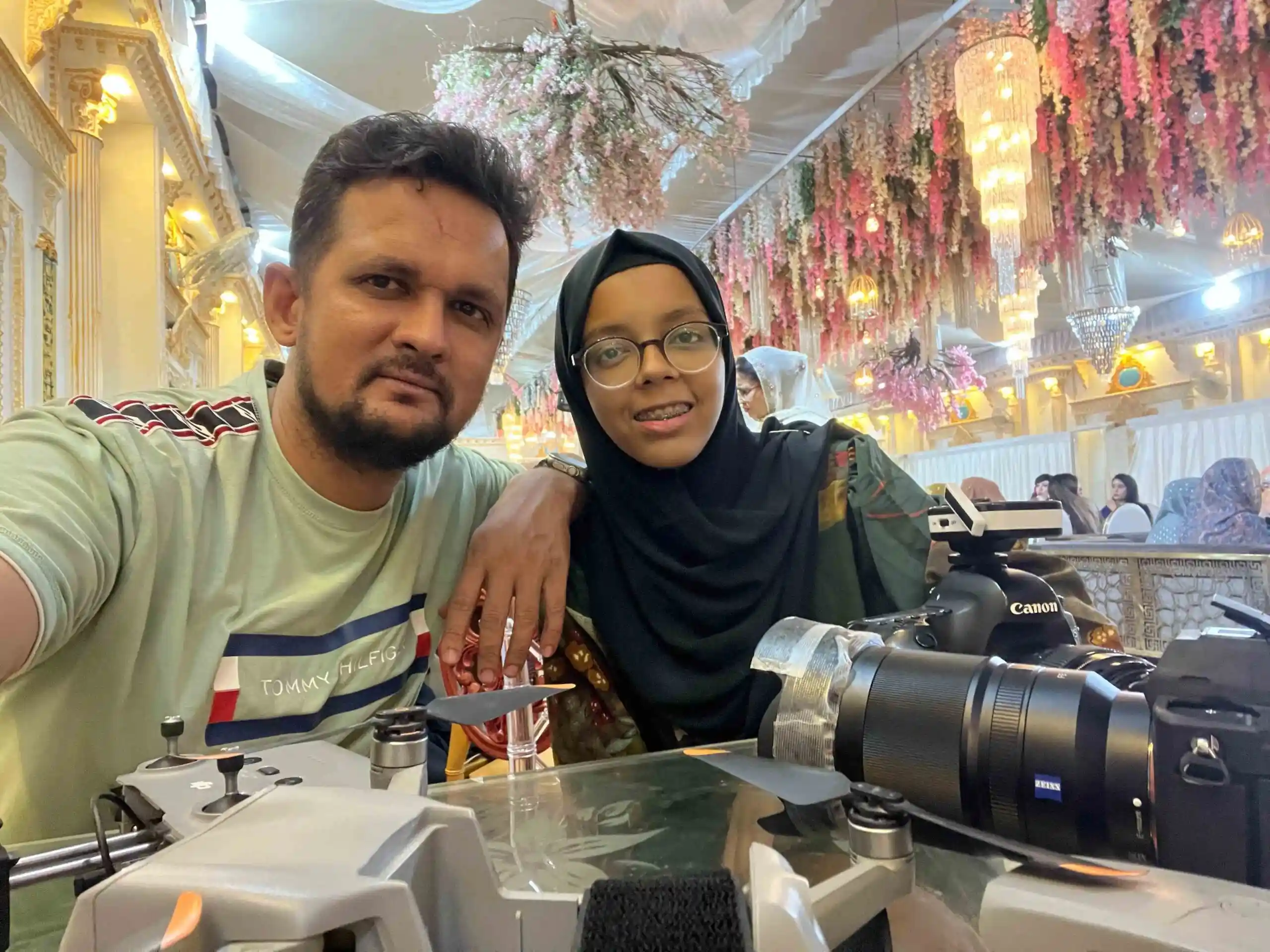 Moon Light Studio female photographer Kanood Khan in Karachi